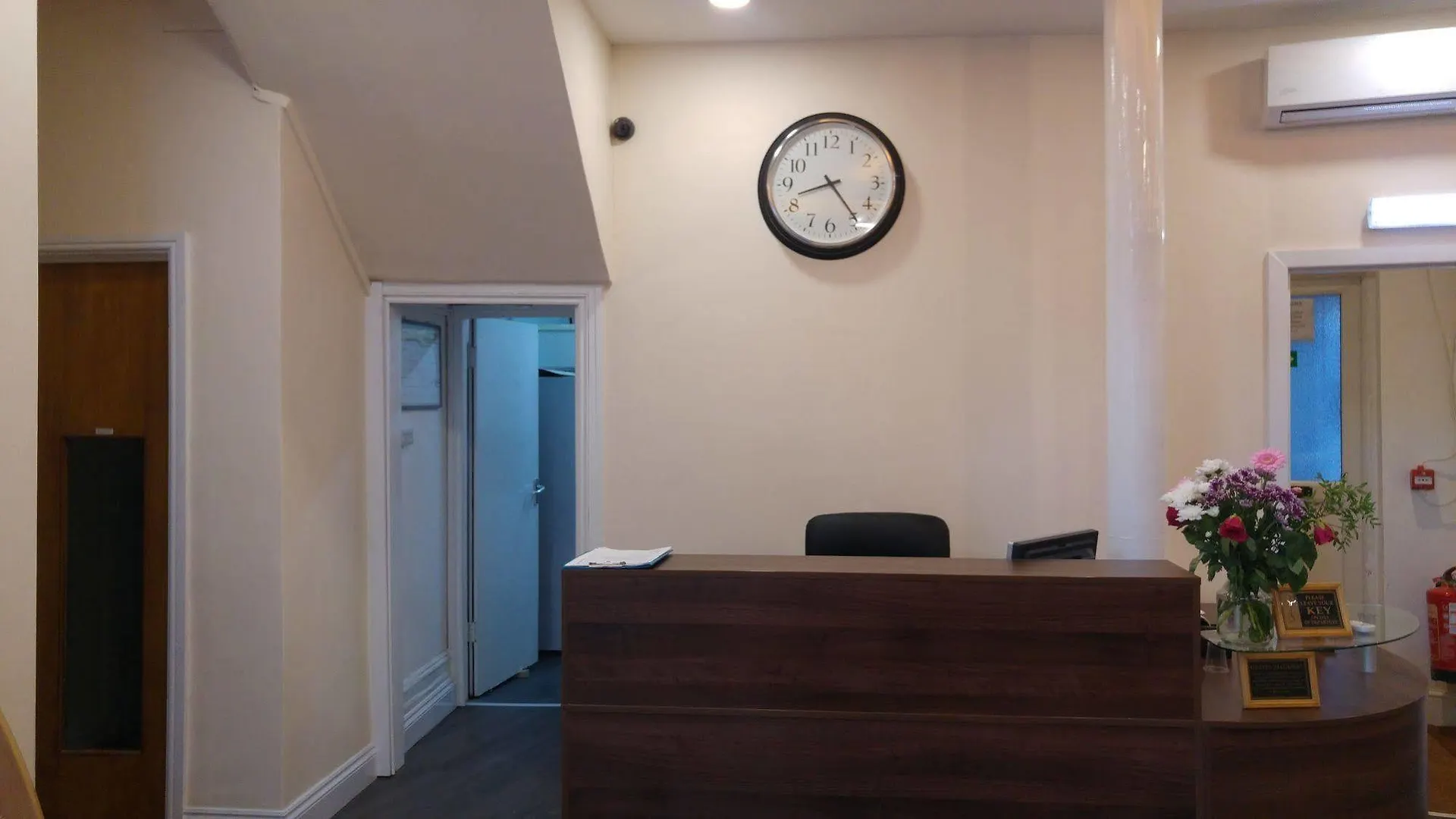 City View Hotel Stratford Λονδίνο 2*,